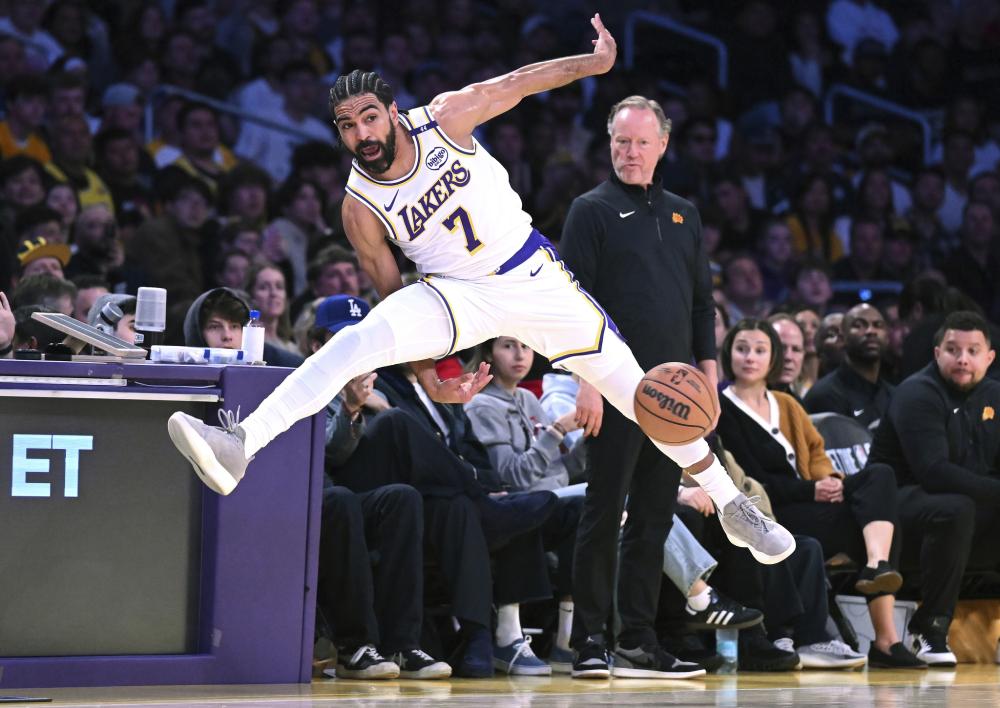 替补阵容的 替补阵容的