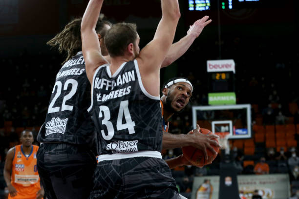 的比赛不难 的比赛不难