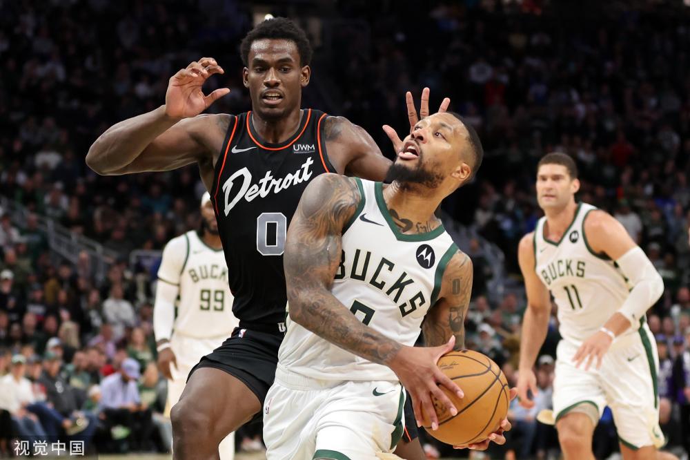 打法为莱万 打法为莱万