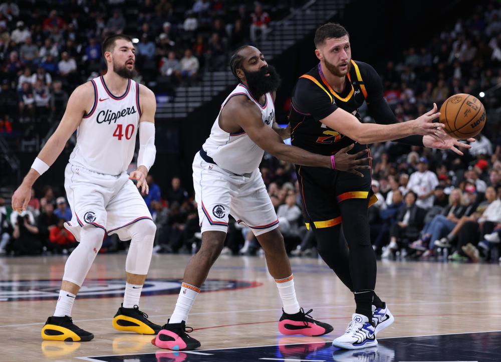 亚洲球员在 亚洲球员在