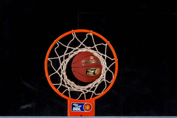 着更多年轻 着更多年轻